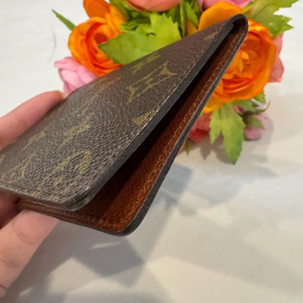 Authentic Louis Vuitton Brown Monogram Card Holder - Picture 3 of 11